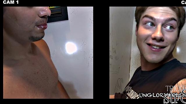 Gullible straight muscular fooled at the gloryhole