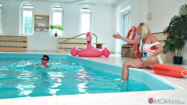 Student gives teacher a creampie