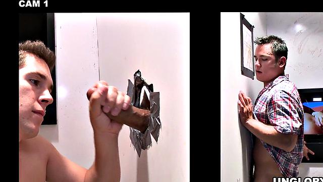 Facial loving gay sucks str8 in secret gloryhole