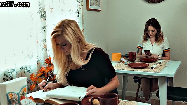 Bigbooty babe muffdiving her GF in 69 pose after teasing