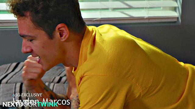 Cute Twink Railed By College Crush - NextDoorTwink