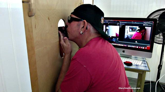 Ebony Gloryhole Sucking