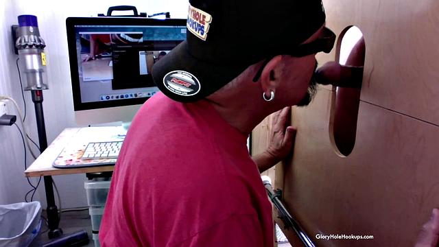 Ebony Gloryhole Sucking