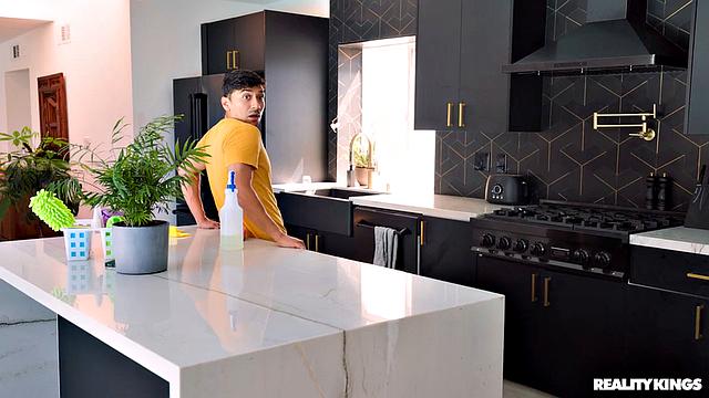 MILF Makes College Shower Trio