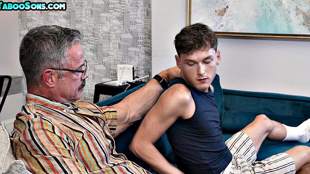 21yo Stepson Barebacked by Stepdaddy with Hairy Chests