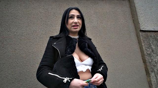 Big booty babe fucked in public