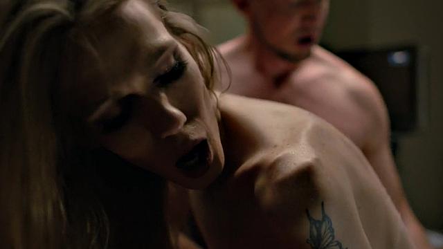 Skinny teen with small tits gets barebacked by doctor in medical room