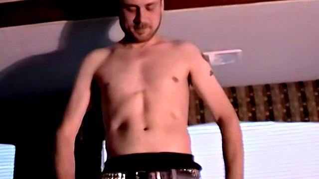 Shaved Hunk Tommy - Tommy