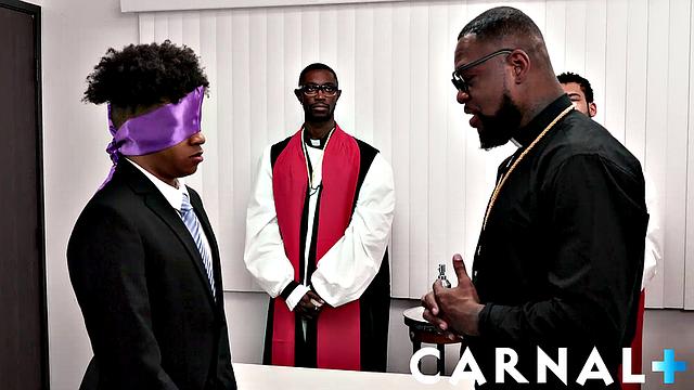 israel angel в мужском групповом сексе по-взрослому