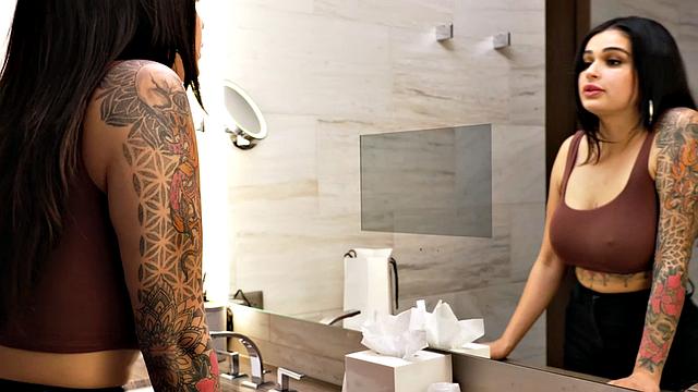 Tattooed Latina Carolina Cortez takes big cock to help her boyfriend