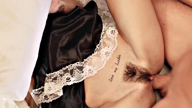 STUCK4K. Lovely cleans apartment without knowing about the upcoming sex