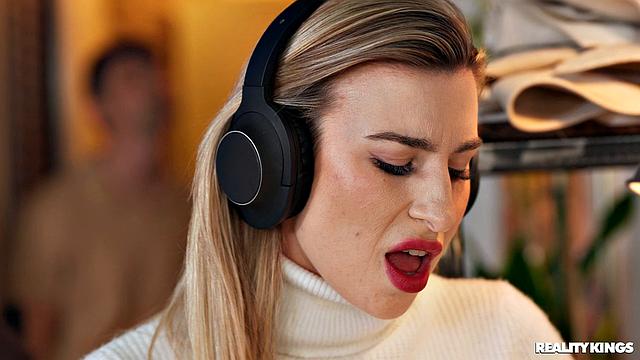 Getting freaky at the laundromat