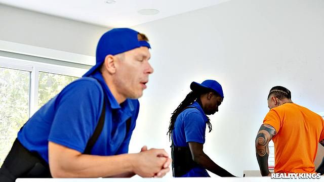 Annoyed Girlfriend Fucks Moving Guy