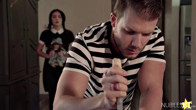 The Creepy Step Family - S3:E3