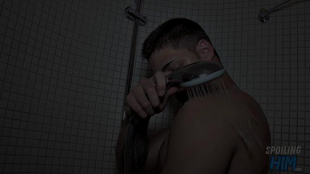 Amateur twunk cock sucking on first try