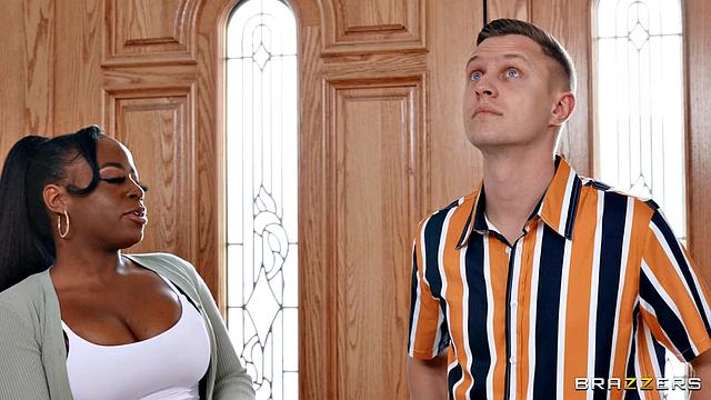 Meeting My GF's Slutty Family