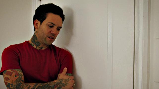 грудастая блондинка переманила жениха и отбила ему память сексом