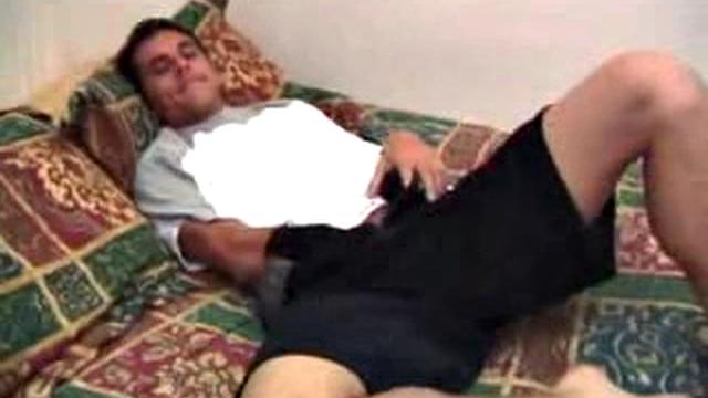 Silver Jacks Off With Toy