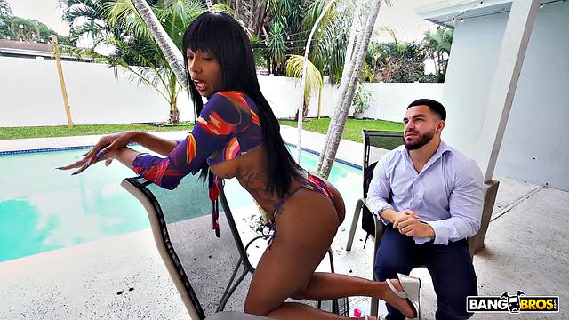 Lacey Wants Insurance