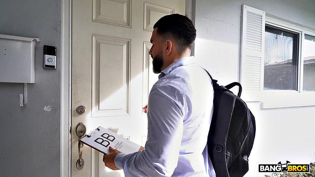 Lacey Wants Insurance