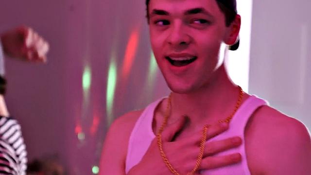 Str8 dude fucked in wet anal in missionary by nice dick