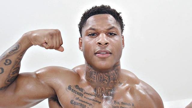 Flexing Big Sexy Muscles