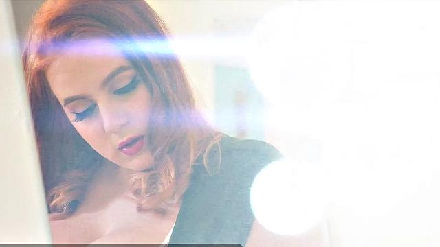 Lissa Hope: The American Dream Girl Next Door