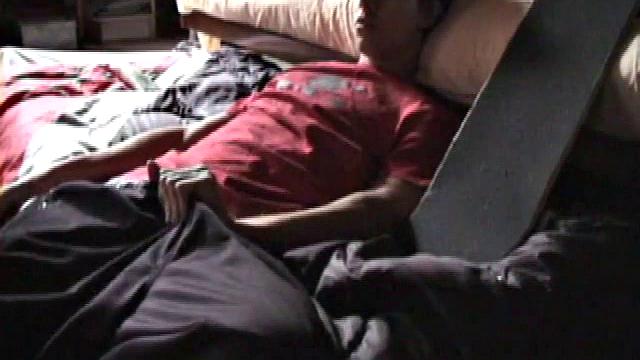 Jayden Parks his skateboard and lies down in front of the camera to begin his jerk off. Getting to his favorite spot, he begins rubbing himself, before releasing his hard dick.