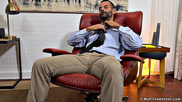 David Benjamin Gets Worshipped