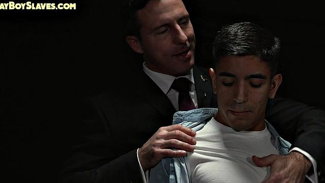 Sub oiled twink assdrilled by DILF after dildoing