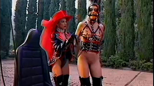 Fetish Extravaganza 3