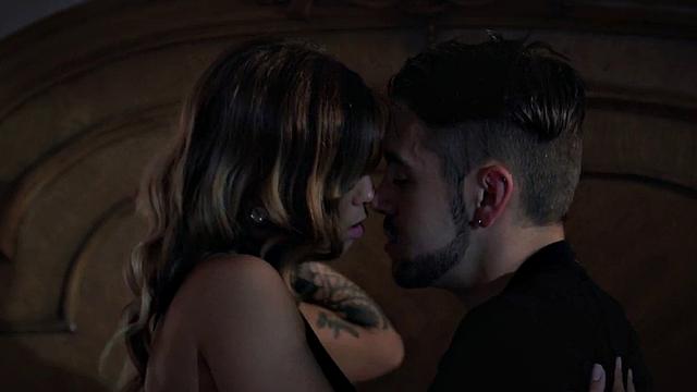 Sinful big booty bae gagging on BF's cock before fucking him