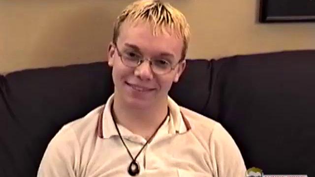 Auntie Bob quickly gets 19 year old Taylor naked, leaving the young man to attend to his own cock for a while. Then he decides to break out the tripod, so both hands are free to lube Taylor's cock and give him a loving hand job