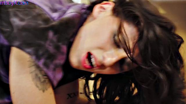 Gym femboy bending and getting ravaged