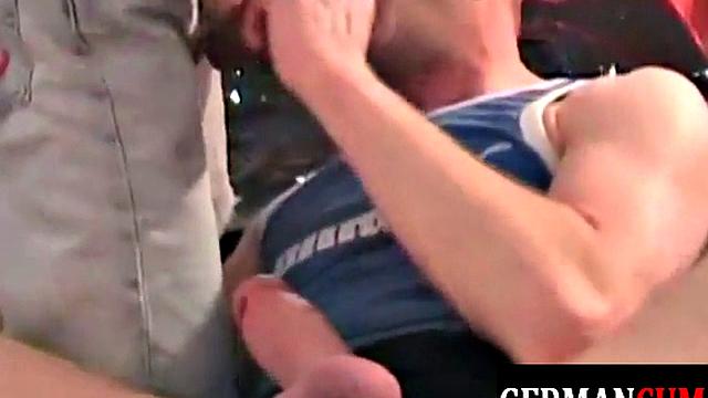 Dicksucking jock bred by German in missionary pose