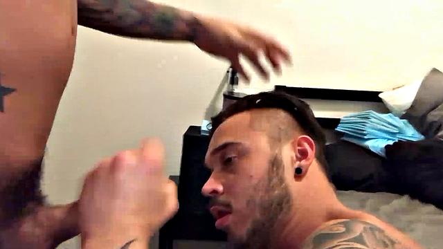 Chris Meyers Sucks Seth Knight