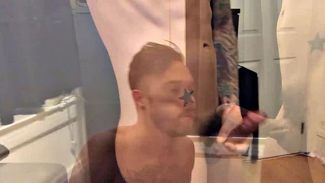 Chris Meyers Sucks Seth Knight