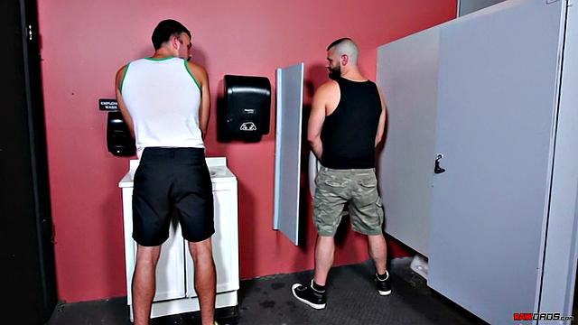 Mason Gets Enticed At The Urinals - Jake Morgan &amp;amp; Mason Lear