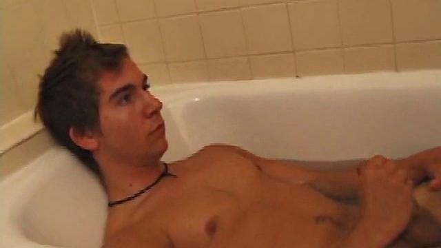 Amateur Brock Beating His Cock