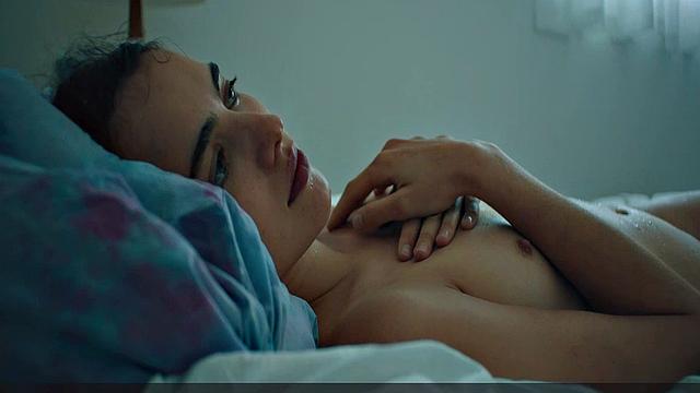 Margaret Qualley sex video