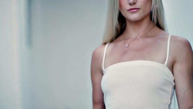 21yo petite babe loves riding dick while kissing outdoors