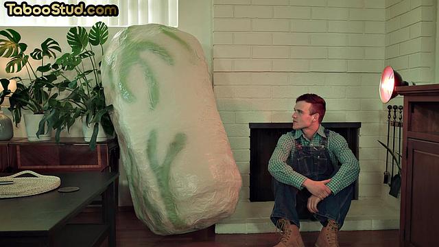 Handsome stud fucked by muscled BF