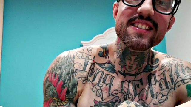 Inked babe pussyeaten and fingered before anal