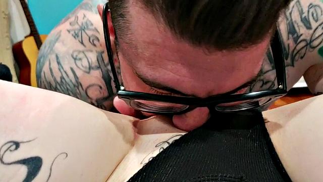 Inked babe pussyeaten and fingered before anal