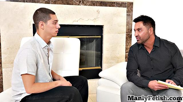 Busty twunk mouthfucked by lover