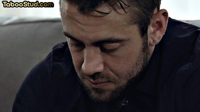 Horny stud assfucked by muscled DILF