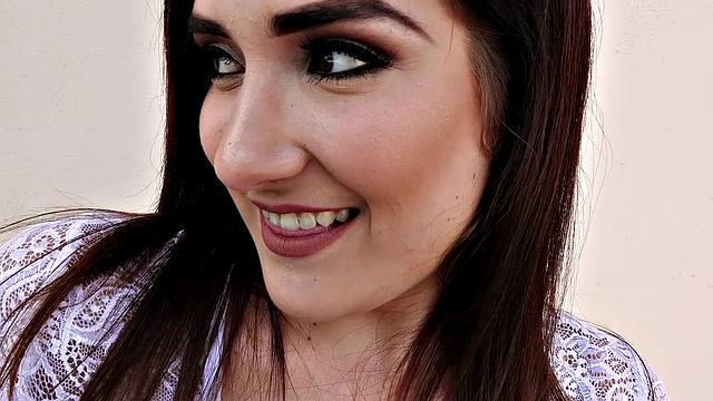 Babe Fucks in Bathroom for Tattoo