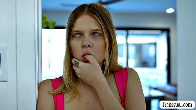 Stepmom fucks the big cock of delivery man