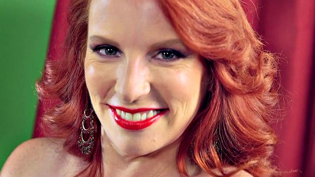 Red Vixen: Hot Wife of a SCORE Reader