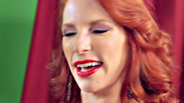 Red Vixen: Hot Wife of a SCORE Reader